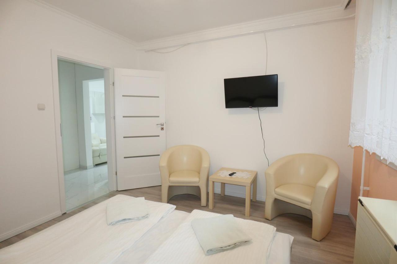 Anna Apartman Сегед Экстерьер фото